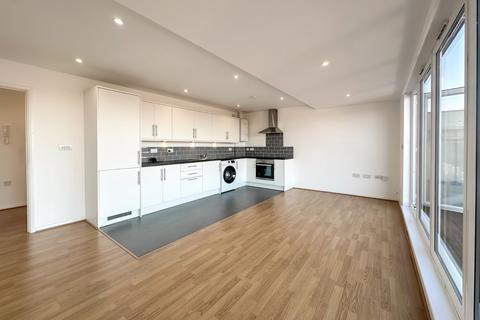 2 bedroom flat to rent, Knighton Park Road, London, SE26