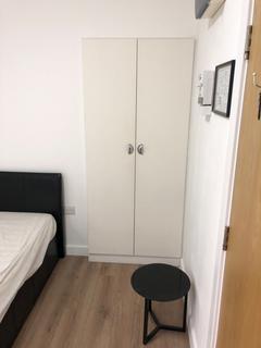undefined, 2a Burnside Road G5 Dagenham RM8 1XD