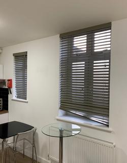 undefined, 2a Burnside Road G5 Dagenham RM8 1XD