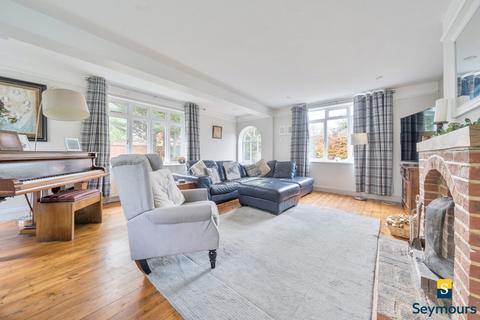 undefined, Roseacre Gardens, Guildford GU4