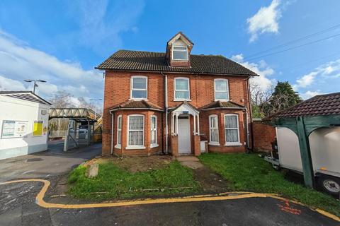 undefined, Station Road, Earley, Reading, RG6 7DY