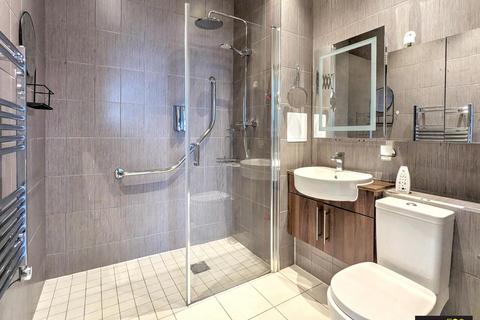 2 bedroom retirement property for sale, Harbour Lights Court, North Quay, Weymouth