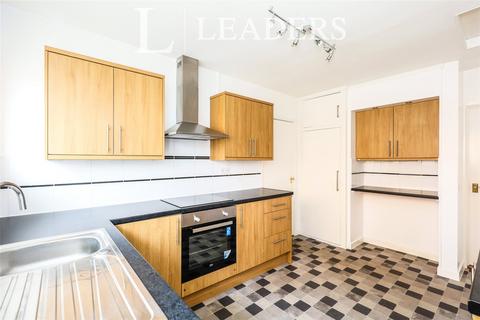 2 bedroom bungalow for sale, Eastoke Avenue, Hayling Island