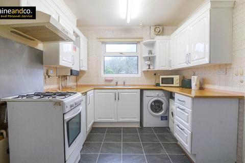 undefined, Orchard Mead, Hatfield