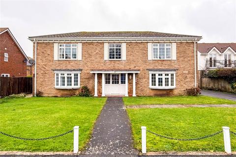 2 bedroom apartment for sale, Berryhead Court, 10 Barton Wood Road, Barton on Sea, Hampshire, BH25