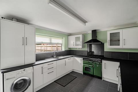 3 bedroom detached bungalow for sale, St. Peters Crescent, Bicester