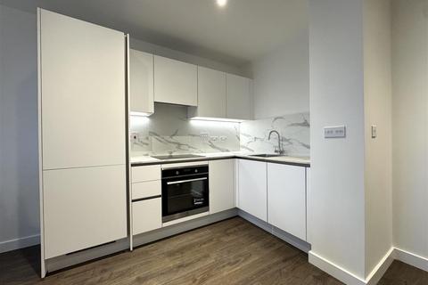 undefined, 10 Riband Walk, Hayes UB3