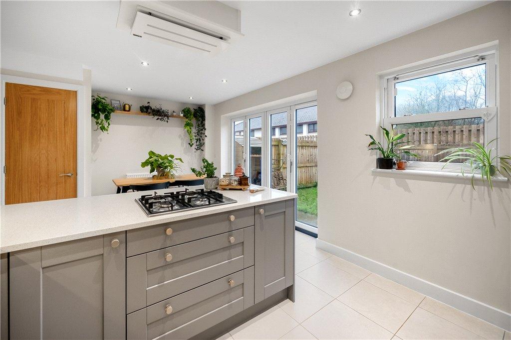 Dining/Kitchen