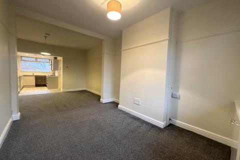 3 bedroom terraced house to rent, Chapel Street , Ryhill, Wakefield, WF4
