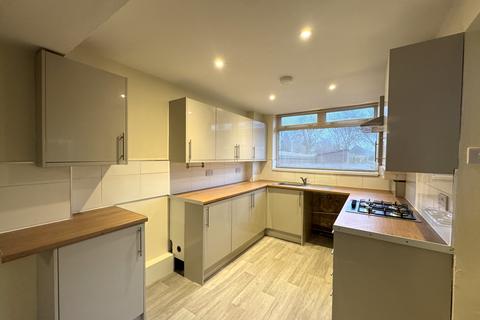 3 bedroom terraced house to rent, Chapel Street , Ryhill, Wakefield, WF4