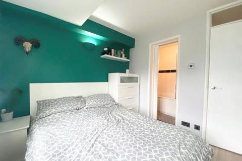 undefined, Berrys Lane, Surrey KT14