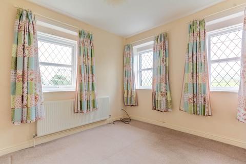 2 bedroom end of terrace house for sale, Lane Side, Wilsden, Bradford, West Yorkshire, BD15