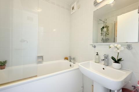 undefined, Court Downs Road, Beckenham BR3