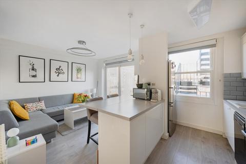 2 bedroom flat for sale, Westbourne Street, London W2