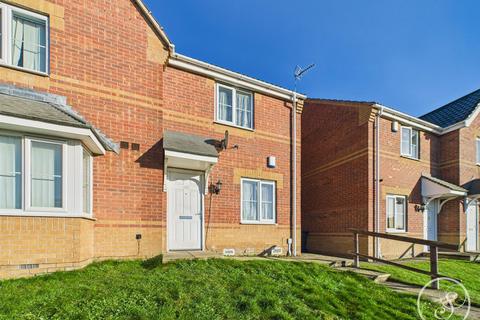 2 bedroom semi-detached house to rent, Amberton Road, Leeds