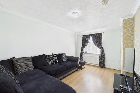 2 bedroom semi-detached house to rent, Amberton Road, Leeds
