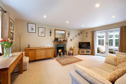2 bedroom detached house for sale, Common Lane, Burnham, Slough, Buckinghamshire, SL1