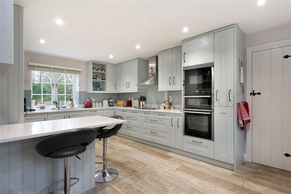 Kitchen/Breakfast