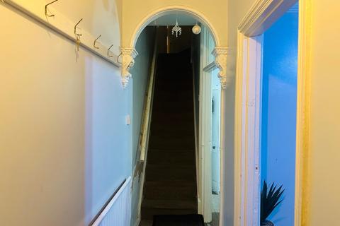 undefined, Ivy Road, Luton LU1