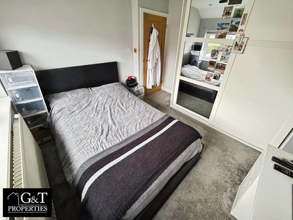 Second bedroom