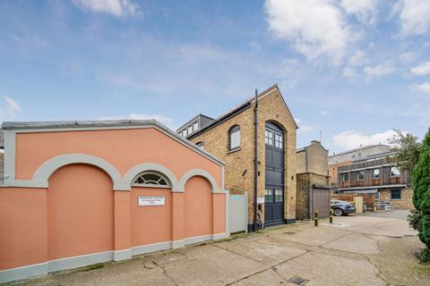 1 bedroom terraced house for sale, Lancaster Place, London, Wimbledon SW19 5DP