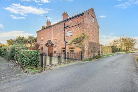 5 bedroom detached house for sale, Far Lane, Normanton on Soar, Loughborough, Nottinghamshire, LE12