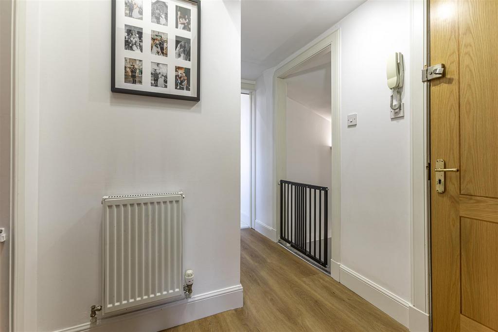 Flat 3 Byethorne Galashiels 34.JPG