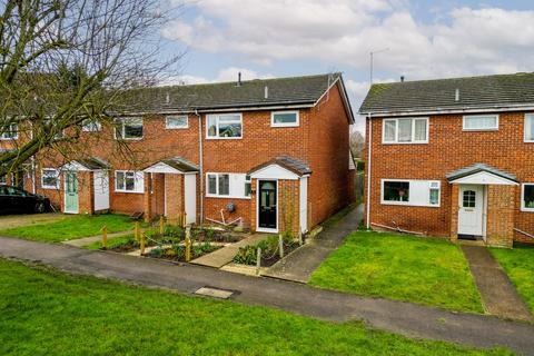 3 bedroom terraced house for sale, Sutherland Walk, Aylesbury HP21