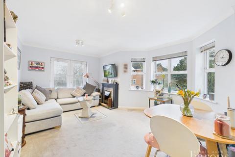 2 bedroom flat for sale, Regent Court, Basingstoke RG21