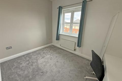 2 bedroom apartment to rent, Dukesfield, Shiremoor, Newcastle Upon Tyne