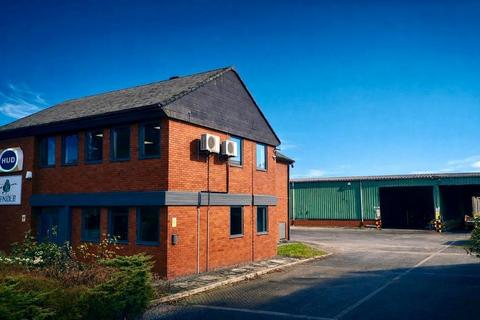 Warehouse to rent, Trafford Park Rd Manchester M17 1WH