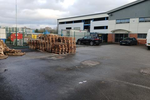Industrial development to rent, Meadowbank Business Park, Tweedale Way park Oldham OL9 7LD