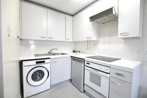 undefined, Queens Court Queens Road Slough Berkshire