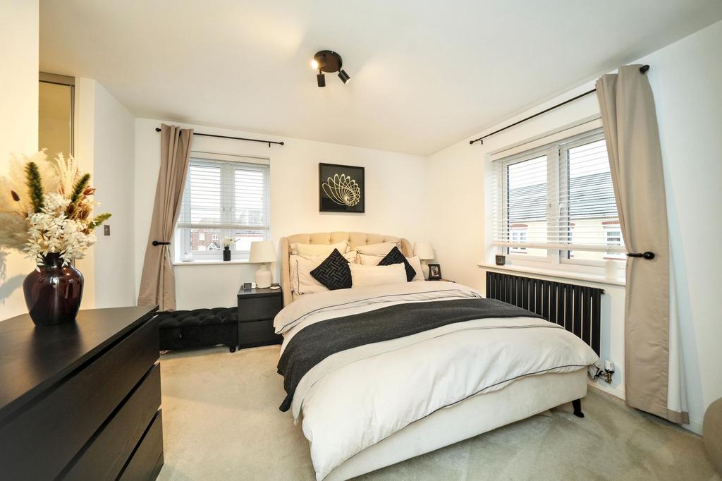 Main Bedroom