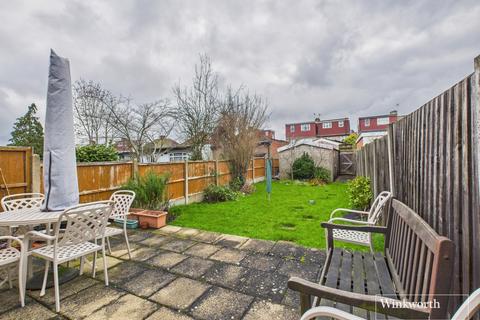3 bedroom terraced house for sale, Rugby Road, London NW9