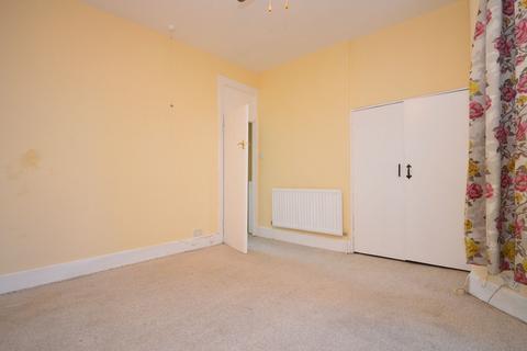 undefined, Henniker Gardens, East Ham, E6 3HS