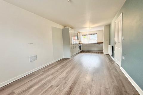 2 bedroom terraced house for sale, Dreadnought Drive, Brooklands, Milton Keynes, MK10