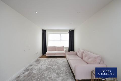 2 bedroom flat to rent, Winton Approach, Croxley Green, Rickmansworth, WD3