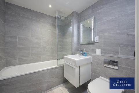 2 bedroom flat to rent, Winton Approach, Croxley Green, Rickmansworth, WD3