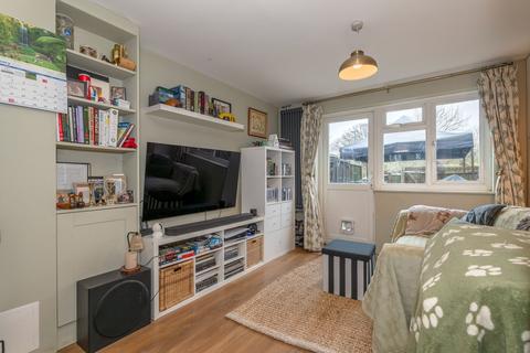 undefined, Somergate, Horsham, RH12
