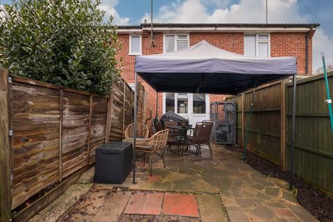 undefined, Somergate, Horsham, RH12