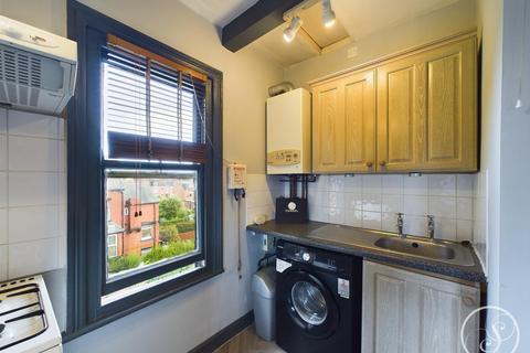 1 bedroom flat to rent, Chestnut Avenue, Leeds
