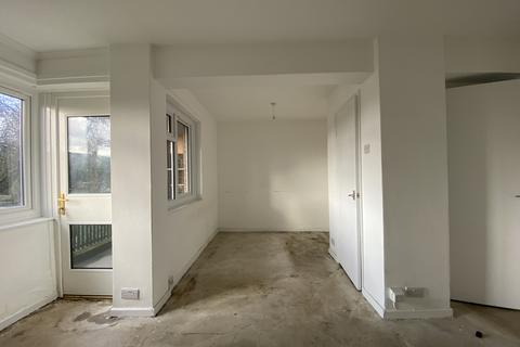 undefined, Flat 4, Hawkswood House, Moordale Avenue, Bracknell, Berkshire RG42 1RY