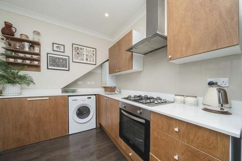 undefined, Fordhook Avenue, London W5