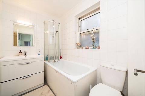 1 bedroom flat for sale, Fairholme Road, London W14