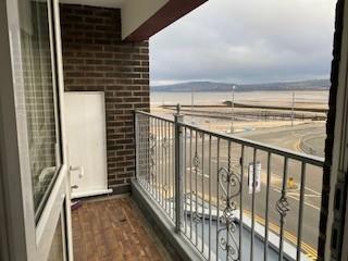 Apt 6 Hadden Court. Penrhyn Ave - Balcony.jpg
