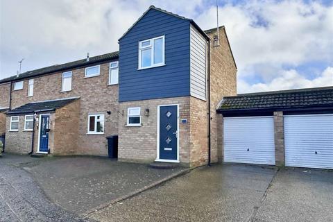 3 bedroom end of terrace house for sale, Tupman Close, Newlands Spring, Chelmsford