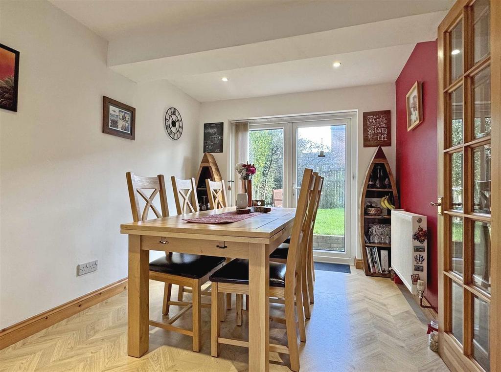 Dining Room.jpg