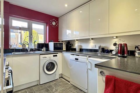 3 bedroom end of terrace house for sale, Tupman Close, Newlands Spring, Chelmsford