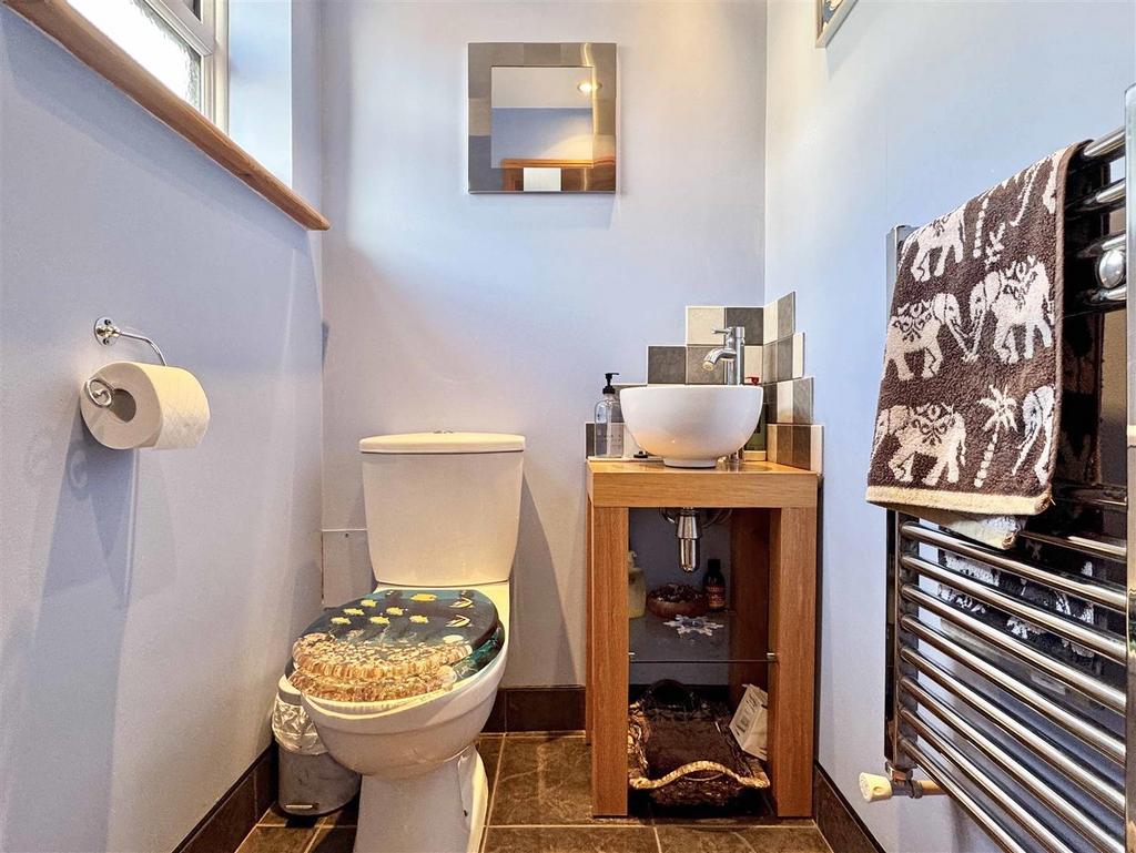 Cloakroom.jpg